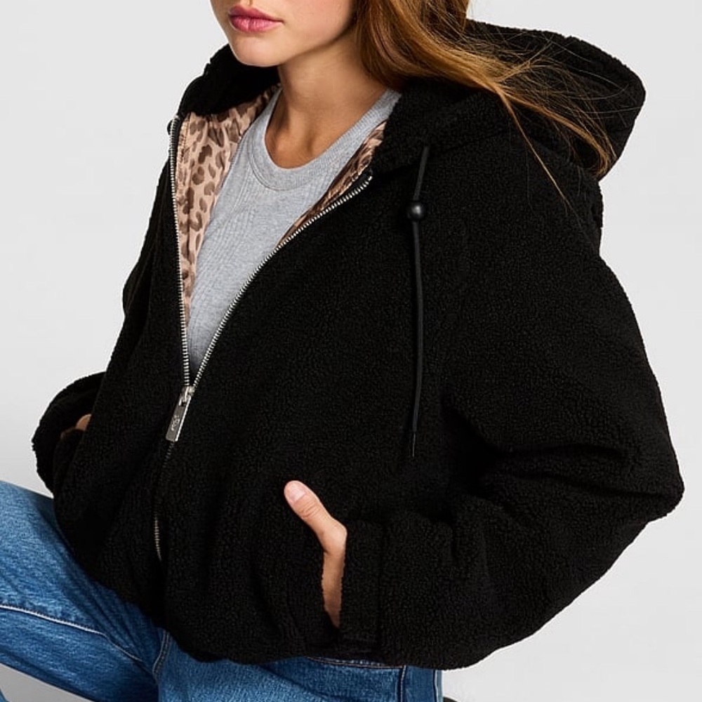 PINK by Victoria’s secret Black & Cheetah print Teddy Bomber Jacket